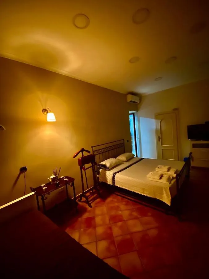Casa Di Nonna Mia Bed & Breakfast Naples 0*,